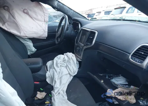 2015 Jeep Grand Cherokee Laredo из США, поврежденный, VIN 1C4RJFAG1FC208723